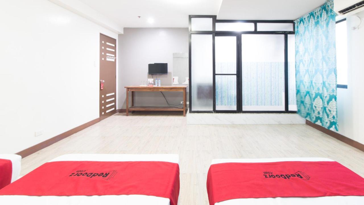 เรดดอร์ซ แอท ซานโฮเซ่ ตักบัก จาโร อิโลยโล Hotel อีโลอีโลซิตี้ ภายนอก รูปภาพ