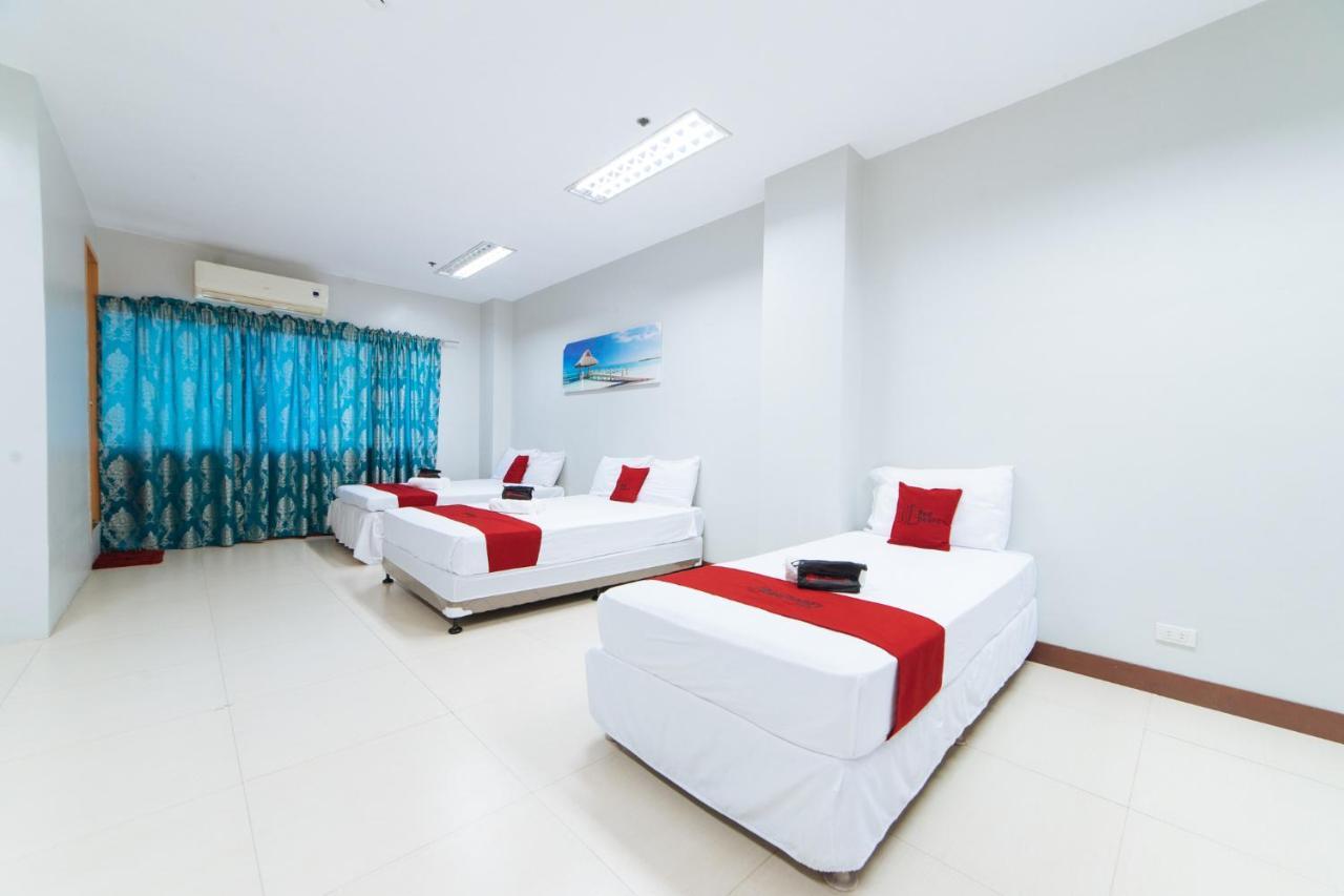 เรดดอร์ซ แอท ซานโฮเซ่ ตักบัก จาโร อิโลยโล Hotel อีโลอีโลซิตี้ ภายนอก รูปภาพ