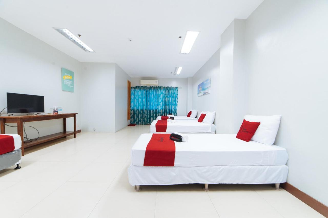 เรดดอร์ซ แอท ซานโฮเซ่ ตักบัก จาโร อิโลยโล Hotel อีโลอีโลซิตี้ ภายนอก รูปภาพ